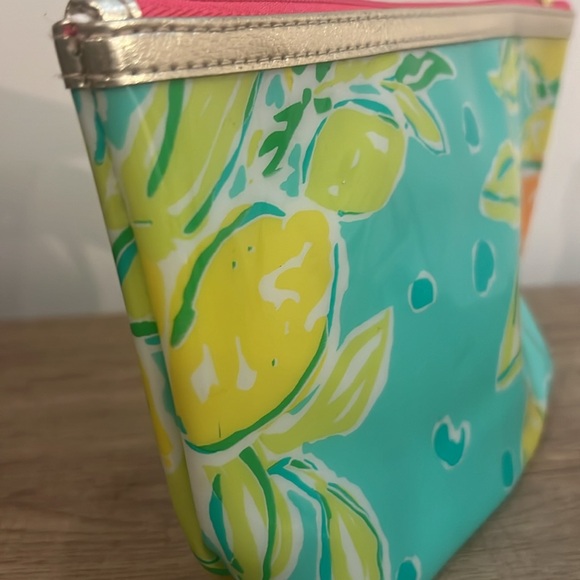 Lilly Pulitzer for Estée Lauder cosmetic bag - Picture 6 of 11